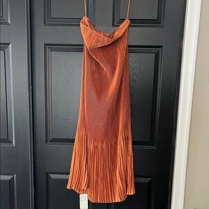 Abercrombie & Fitch Bronze Pleated Strapless Midi Dress